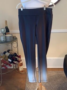 CORY VINES SIZE MEDIUM M BLACK TO GRAY OMBRE LEGGINGS LOT5951